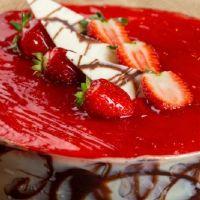 imagem Torta Chocolate Branco com Framboesa